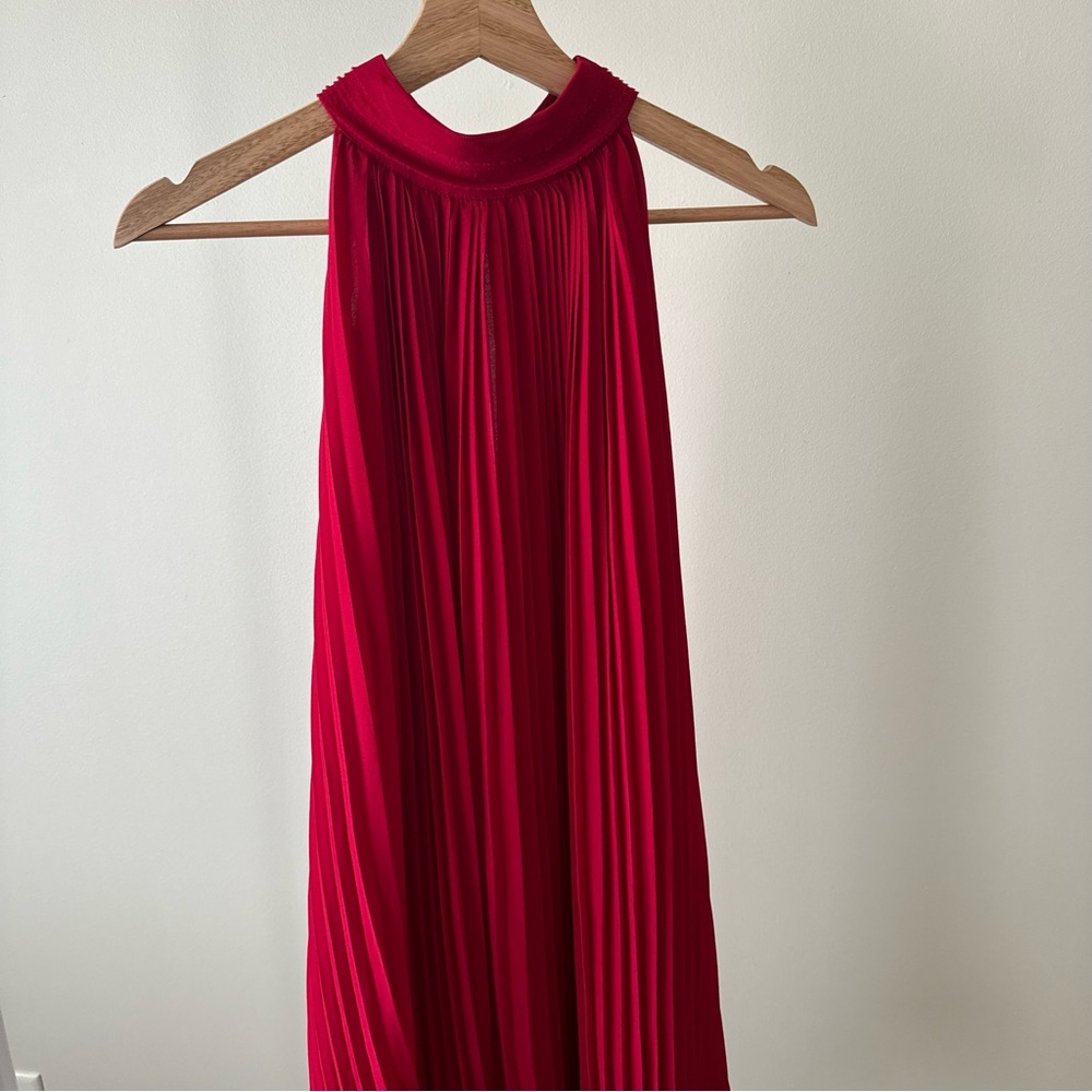 Aakaa Vibrant Red High Neck Pleated Dress